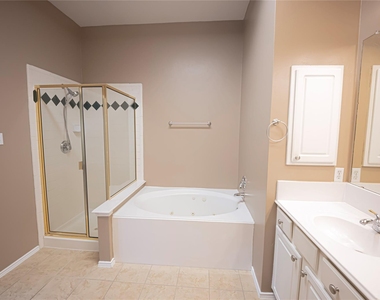 5521 Riverview Drive - Photo Thumbnail 19
