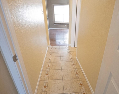 5521 Riverview Drive - Photo Thumbnail 16