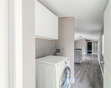 5641 Kimber Lane - Photo Thumbnail 9