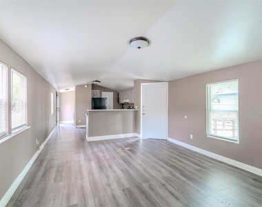 5641 Kimber Lane - Photo Thumbnail 3