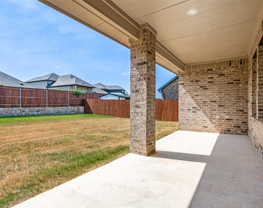 7322 Farmhouse Drive - Photo Thumbnail 22