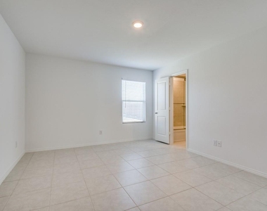 7516 Larson Lane - Photo Thumbnail 19