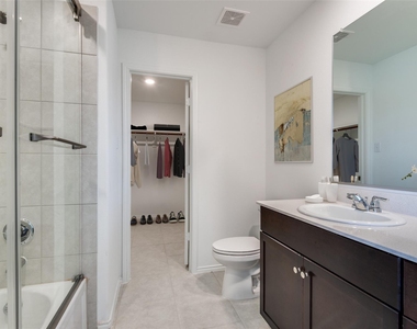 7516 Larson Lane - Photo Thumbnail 12