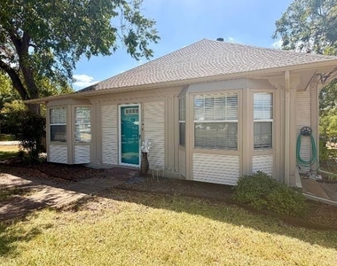 310 W Church Street - Photo Thumbnail 2