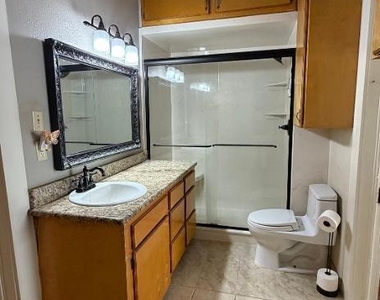 310 W Church Street - Photo Thumbnail 14