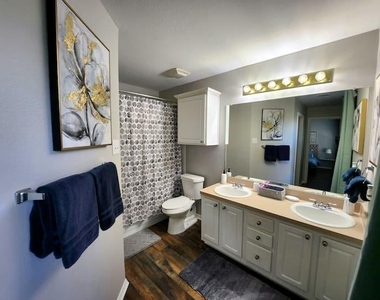 8799 Holly Street - Photo Thumbnail 23