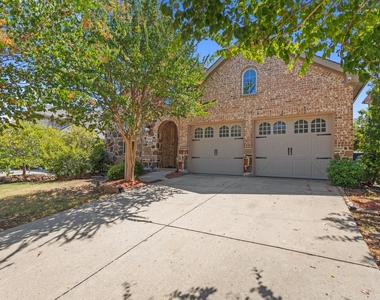 1820 Fountain Vista View - Photo Thumbnail 1