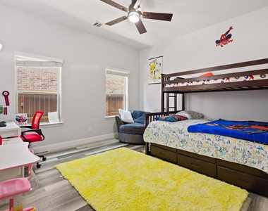 1820 Fountain Vista View - Photo Thumbnail 22