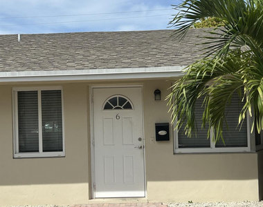 1440 Miami Road - Photo Thumbnail 1