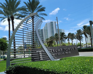 15901 Collins Avenue - Photo Thumbnail 35