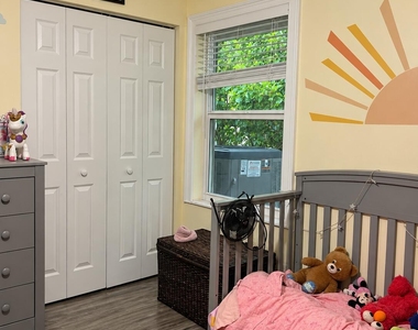 6421 Mullin Street - Photo Thumbnail 11