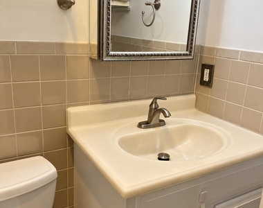 6421 Mullin Street - Photo Thumbnail 15