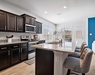 765 Beebrush Drive - Photo Thumbnail 17