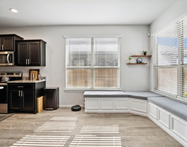 765 Beebrush Drive - Photo Thumbnail 11