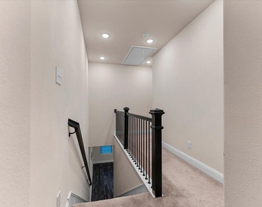 207 Congaree Road - Photo Thumbnail 39