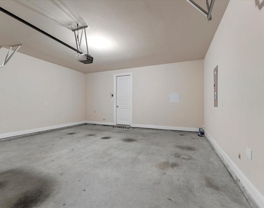 207 Congaree Road - Photo Thumbnail 38