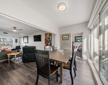 130 Yacht Club Drive - Photo Thumbnail 8