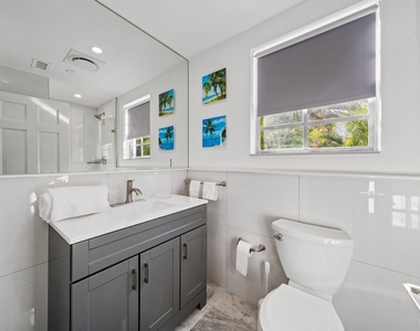 130 Yacht Club Drive - Photo Thumbnail 19