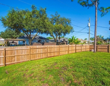 7735 101st Court - Photo Thumbnail 20
