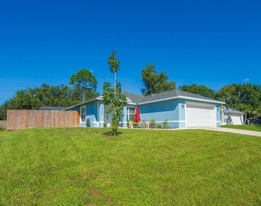 7735 101st Court - Photo Thumbnail 23