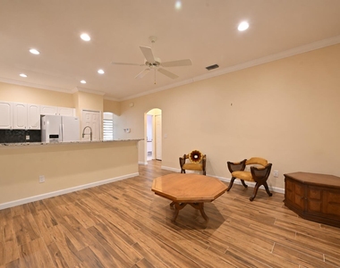 545 Nw Portofino Lane - Photo Thumbnail 16