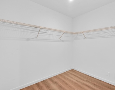 3650 Whitehall Drive - Photo Thumbnail 35