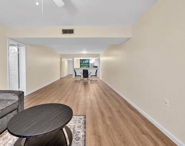 3650 Whitehall Drive - Photo Thumbnail 26