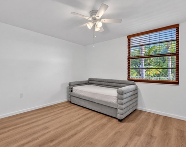 3650 Whitehall Drive - Photo Thumbnail 37