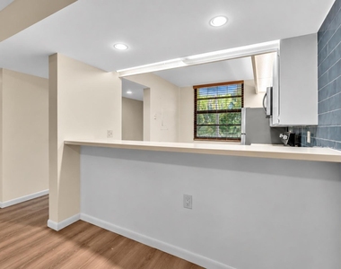 3650 Whitehall Drive - Photo Thumbnail 17