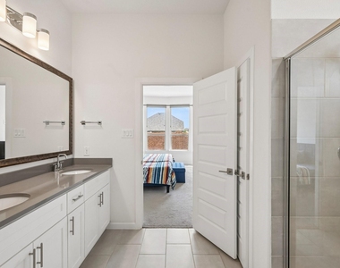 3014 Campbell Drive - Photo Thumbnail 14