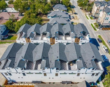 710 W 10th Street - Photo Thumbnail 19