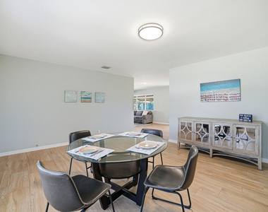 28 Se 8th Avenue - Photo Thumbnail 8