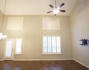 8609 Heather Ridge Drive - Photo Thumbnail 1