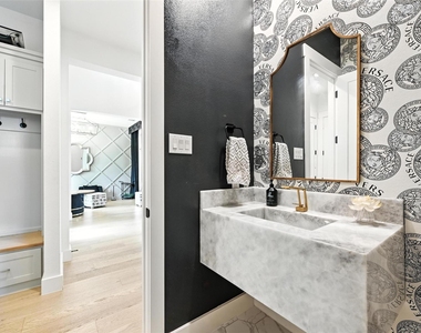 5105 Havana Drive - Photo Thumbnail 17