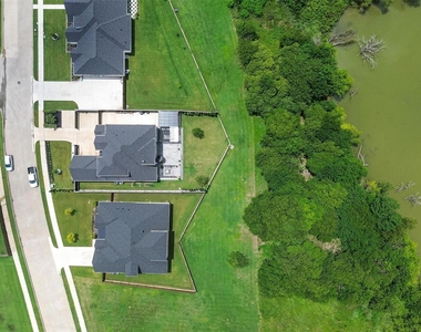 5105 Havana Drive - Photo Thumbnail 34