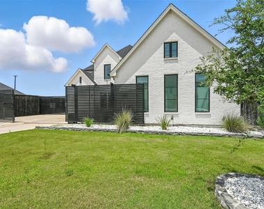5105 Havana Drive - Photo Thumbnail 1