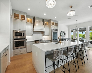 5105 Havana Drive - Photo Thumbnail 7