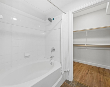 330 Las Colinas Boulevard E - Photo Thumbnail 14
