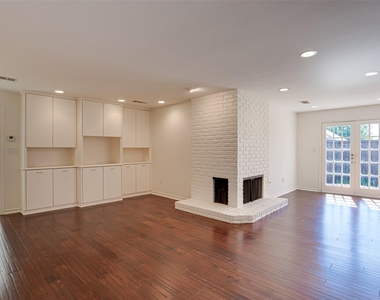 5818 Orchid Lane - Photo Thumbnail 14