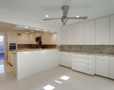 5818 Orchid Lane - Photo Thumbnail 7