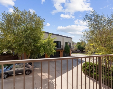 2608 Museum Way - Photo Thumbnail 25
