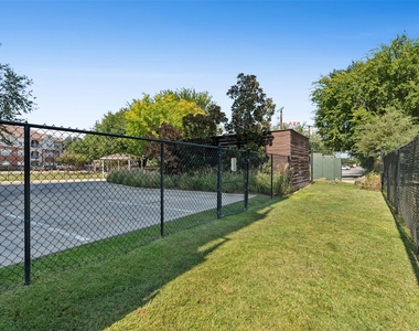 2608 Museum Way - Photo Thumbnail 23