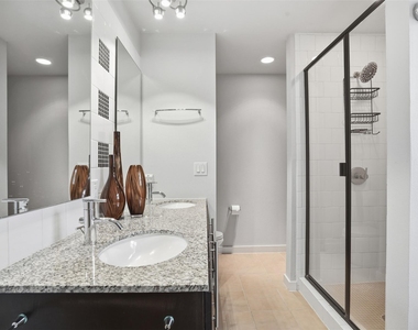 2608 Museum Way - Photo Thumbnail 14