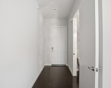 2608 Museum Way - Photo Thumbnail 5