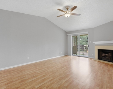 2120 El Paseo Street - Photo Thumbnail 1
