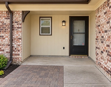 6432 Grasshopper Drive - Photo Thumbnail 3