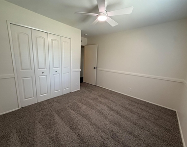 818 Fontana Avenue - Photo Thumbnail 9