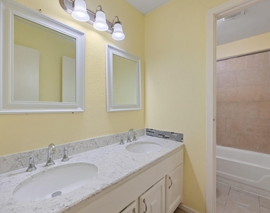 7418 Boisenberry Lane - Photo Thumbnail 20