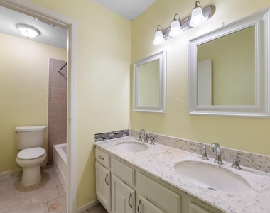 7418 Boisenberry Lane - Photo Thumbnail 17