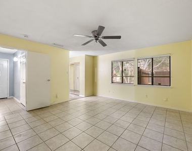 7418 Boisenberry Lane - Photo Thumbnail 11